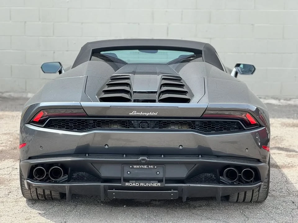 2017 Lamborghini Huracan - Image 17 of 20