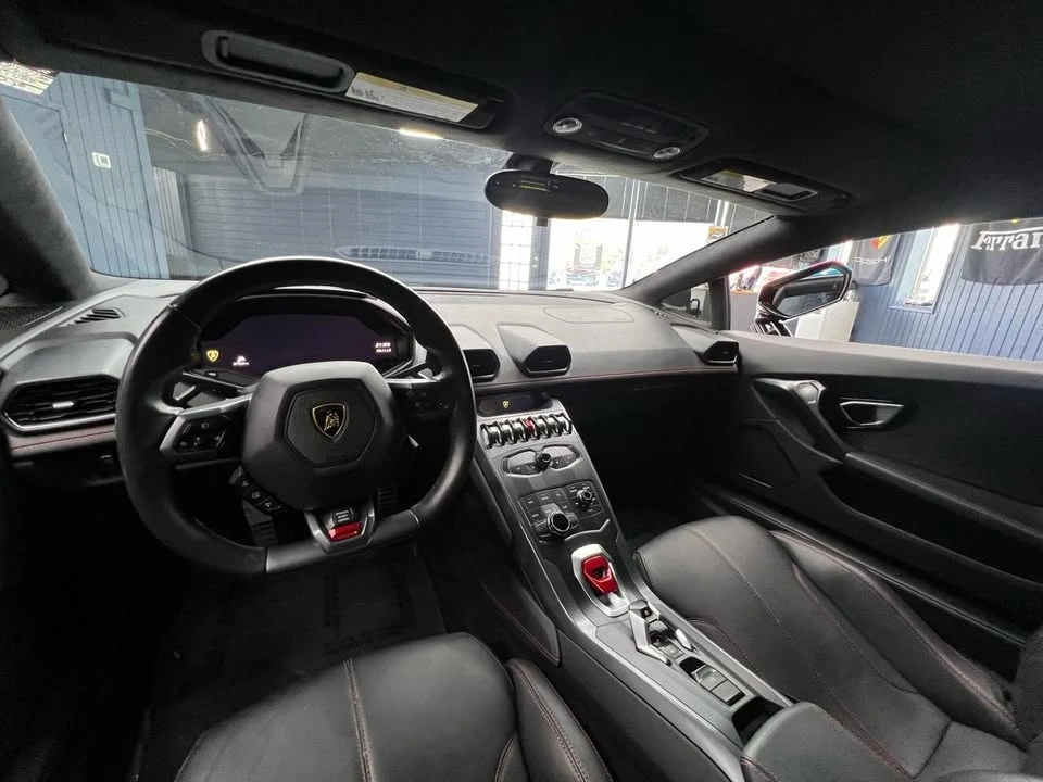 2017 Lamborghini Huracan - Image 20 of 20
