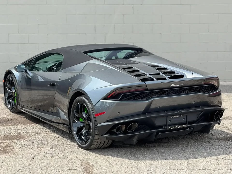2017 Lamborghini Huracan - Image 14 of 20