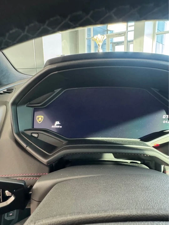2017 Lamborghini Huracan - Image 6 of 9