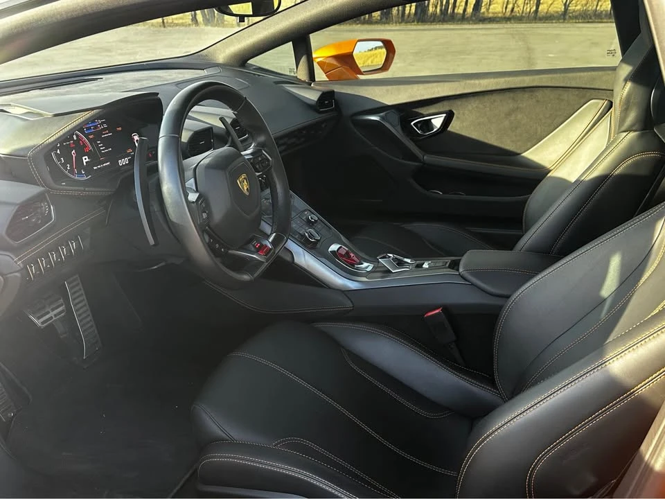 2017 Lamborghini Huracan - Image 5 of 6