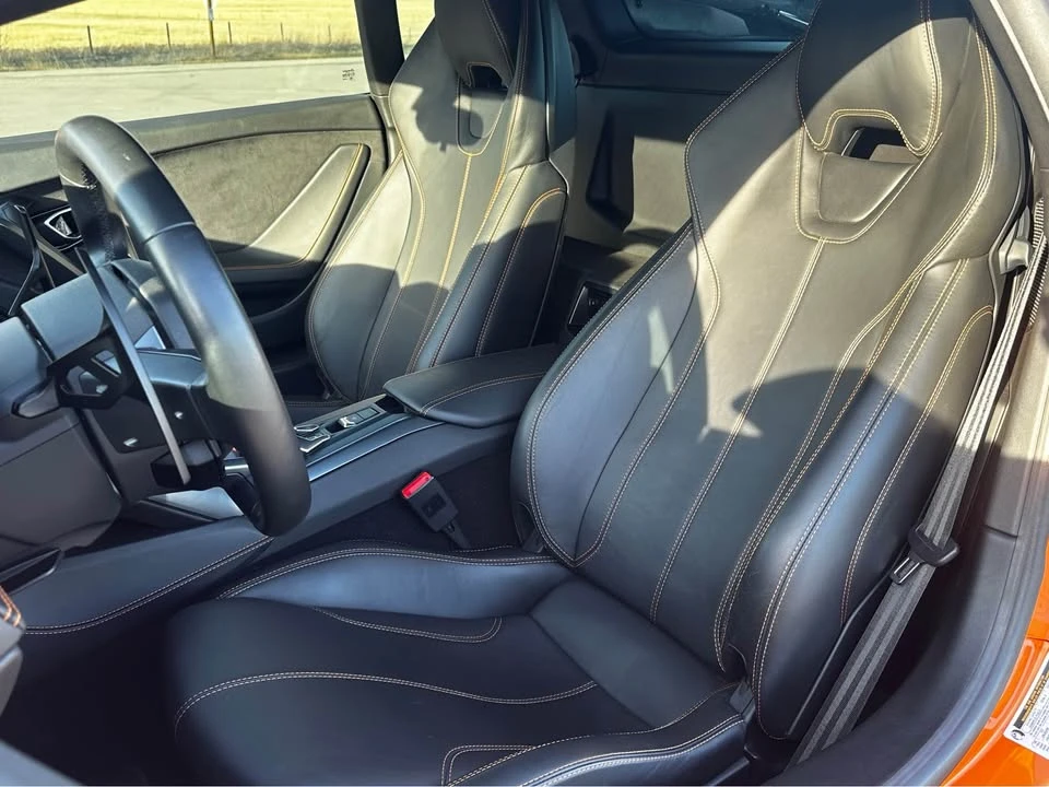 2017 Lamborghini Huracan - Image 6 of 6