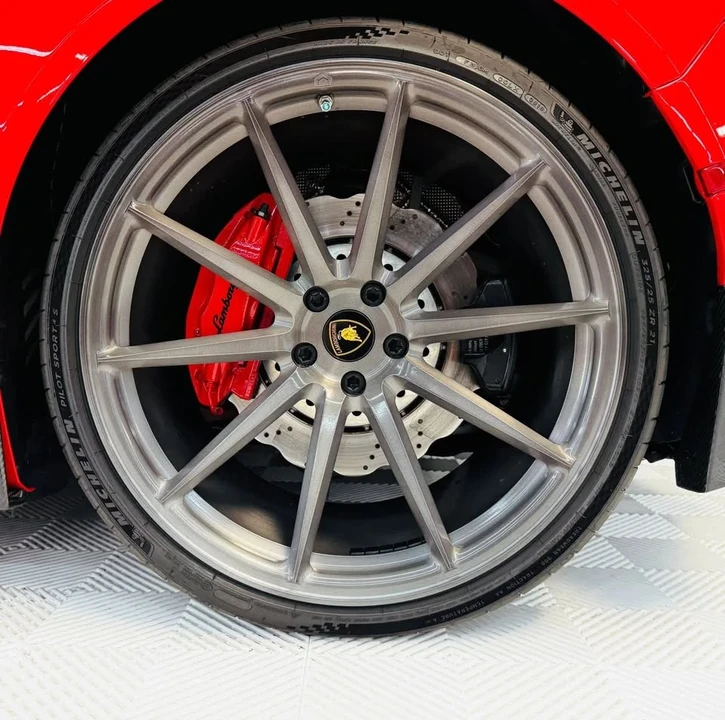 2017 Lamborghini Huracan LP580-2 - Image 12 of 17