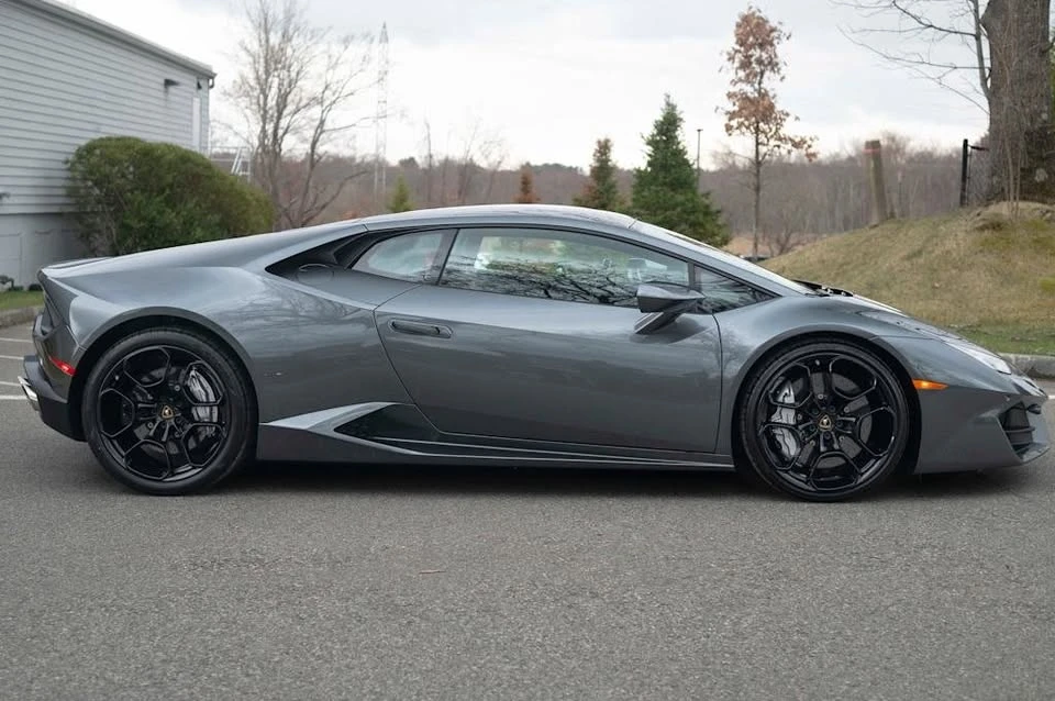 2017 Lamborghini Huracan LP580-2 - Image 2 of 6