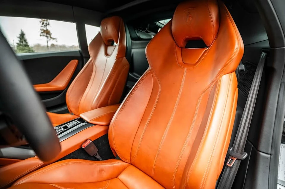 2017 Lamborghini Huracan LP580-2 - Image 5 of 6