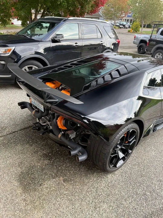 2017 Lamborghini Huracan LP580-2 - Image 9 of 18