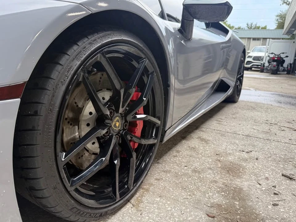 2017 Lamborghini Huracan LP580-2 - Image 11 of 20