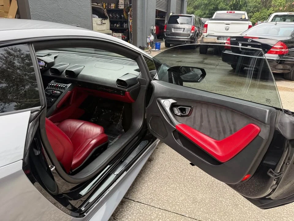 2017 Lamborghini Huracan LP580-2 - Image 14 of 20
