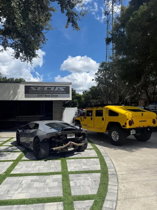 2017 Lamborghini Huracan LP580-2 - Image 2 of 20