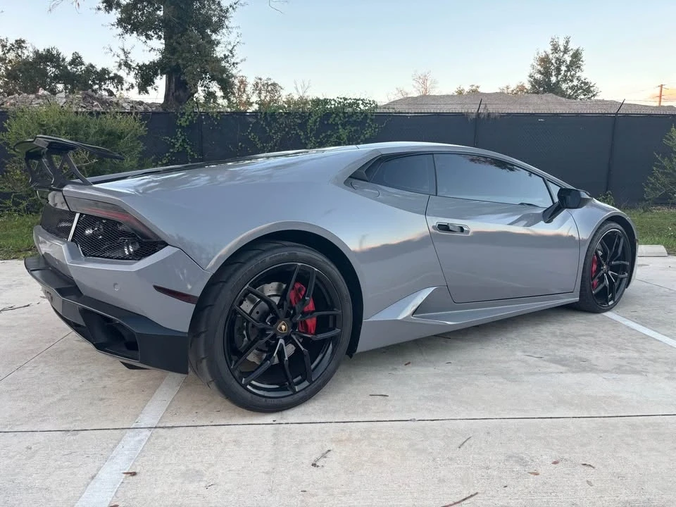 2017 Lamborghini Huracan LP580-2 - Image 7 of 13