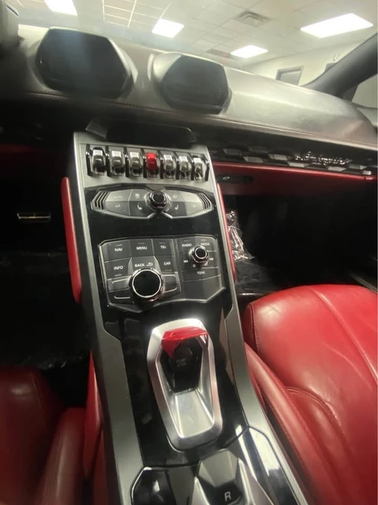 2017 Lamborghini Huracan LP580-2 - Image 6 of 8