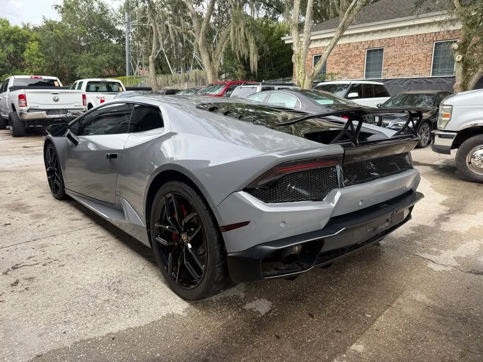 2017 Lamborghini Huracan LP580-2 - Image 7 of 20