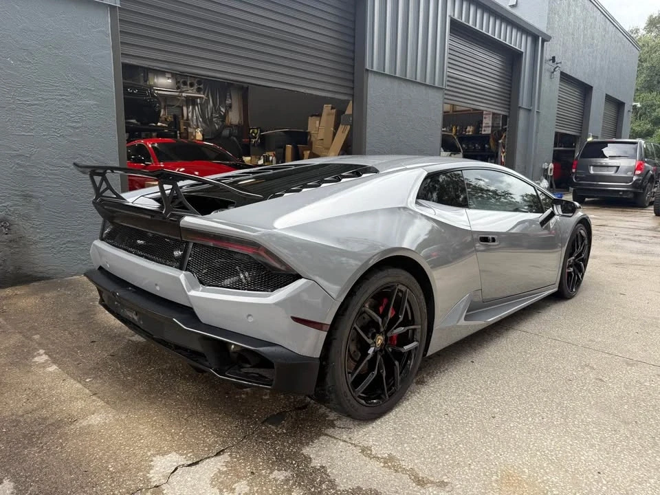 2017 Lamborghini Huracan LP580-2 - Image 5 of 20
