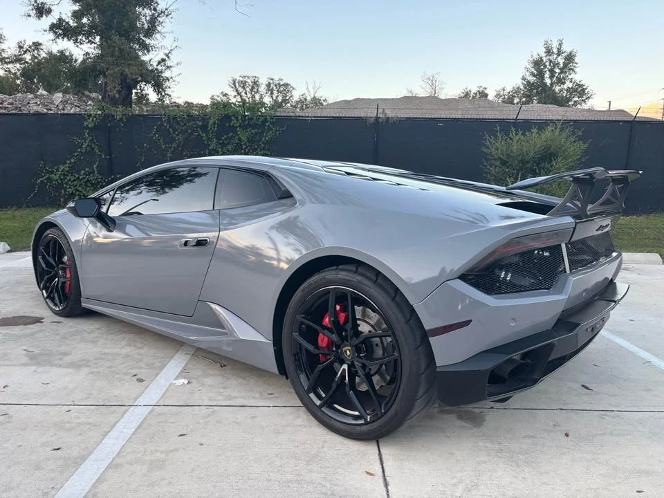 2017 Lamborghini Huracan LP580-2 - Image 4 of 13