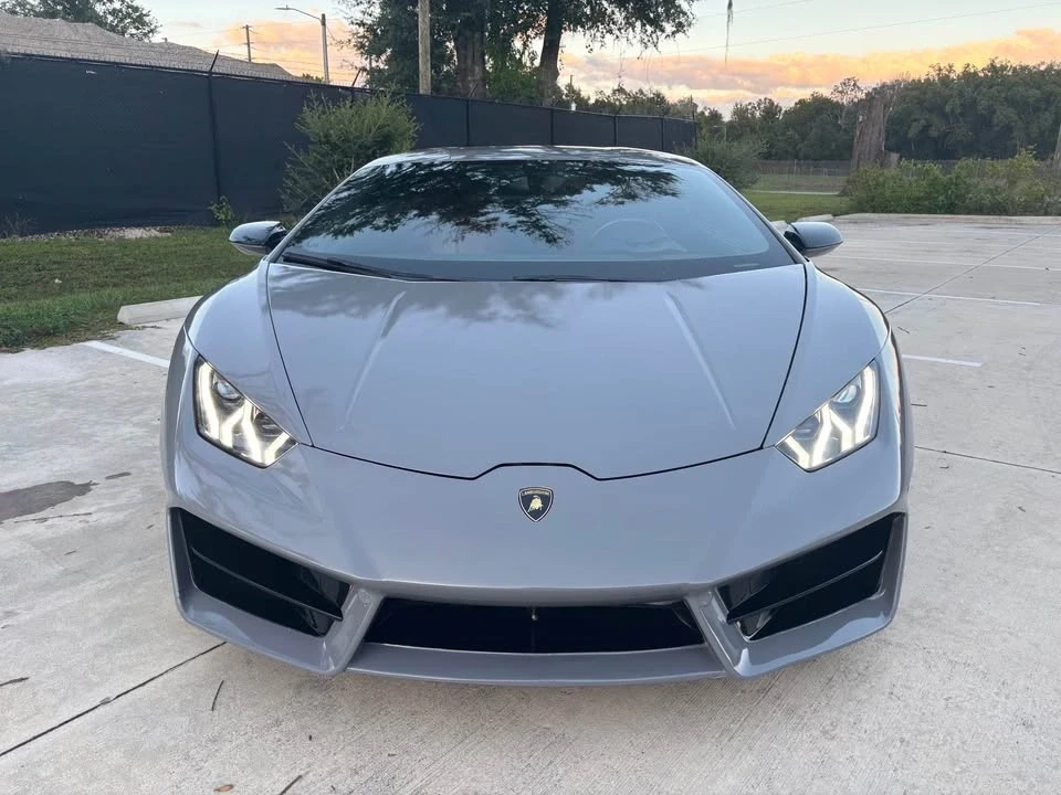 2017 Lamborghini Huracan LP580-2 - Image 2 of 13