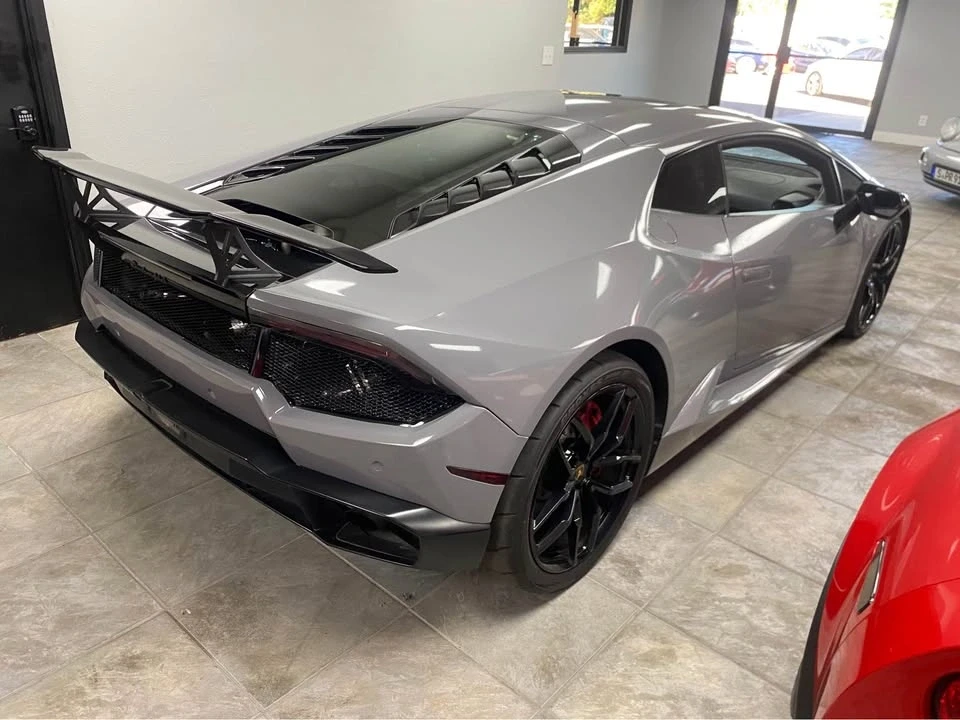 2017 Lamborghini Huracan LP580-2 - Image 4 of 8