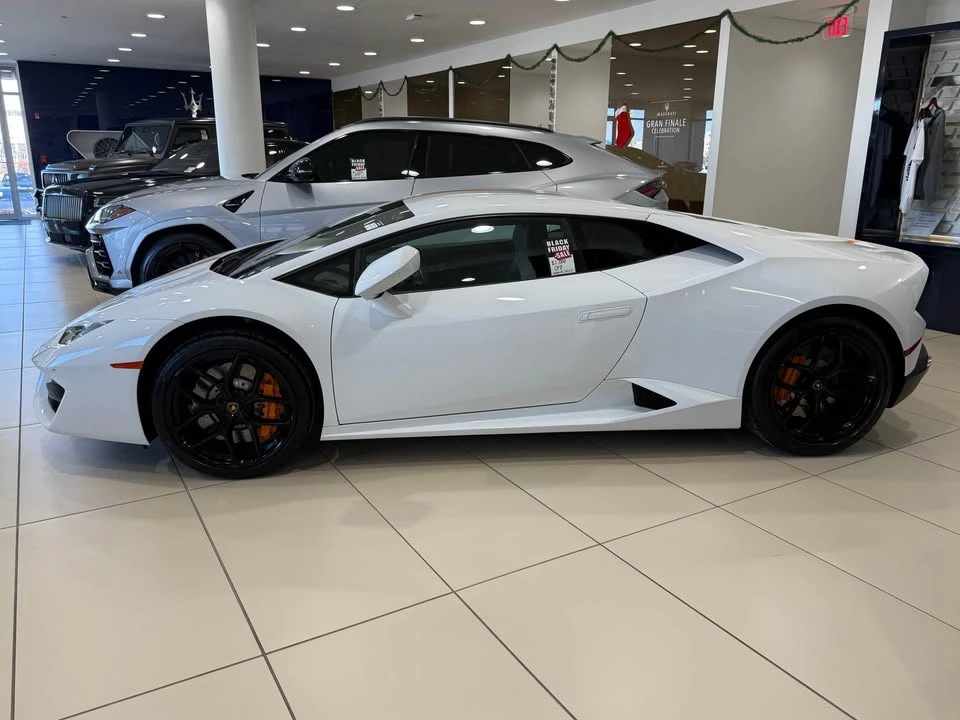 2017 Lamborghini Huracan LP580-2 - Image 7 of 8
