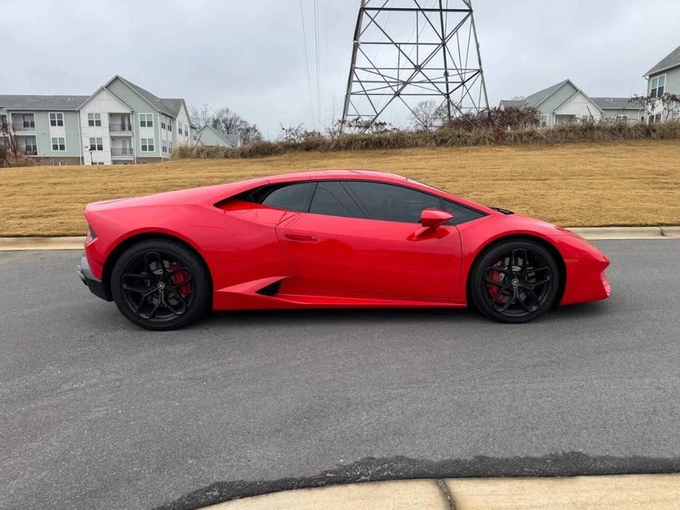2017 Lamborghini Huracan LP580-2 - Image 6 of 16