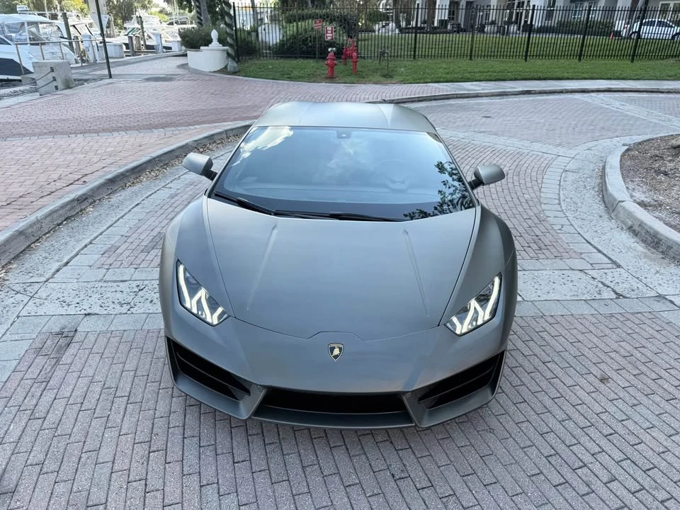 2017 Lamborghini Huracan LP580-2 - Image 2 of 15