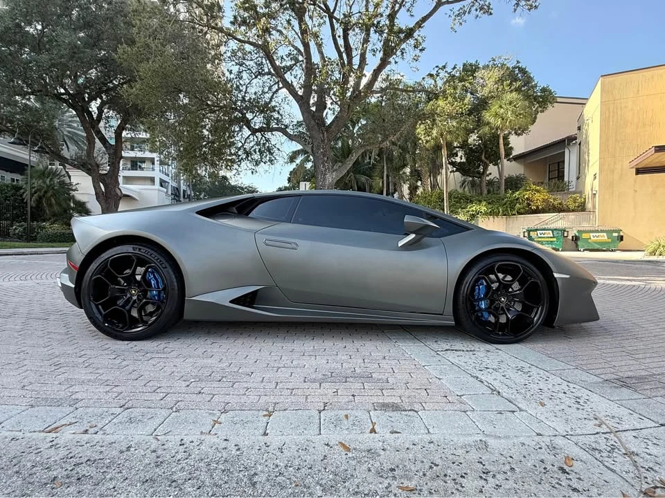 2017 Lamborghini Huracan LP580-2 - Image 4 of 15