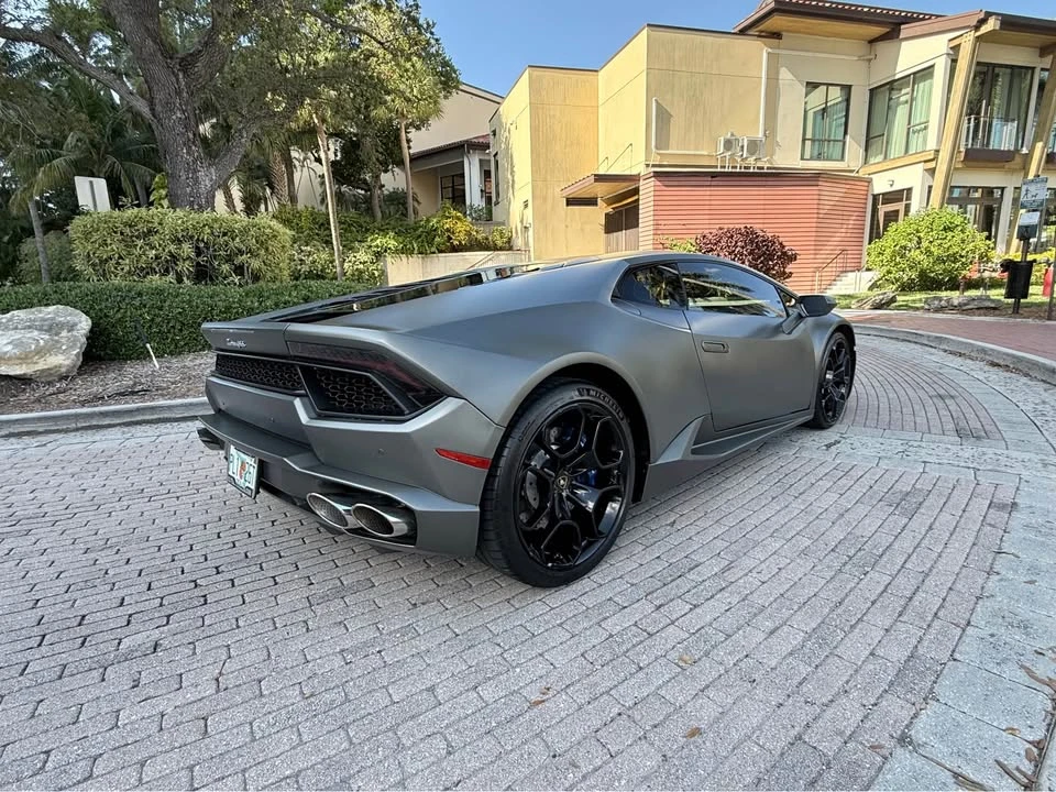 2017 Lamborghini Huracan LP580-2 - Image 5 of 15