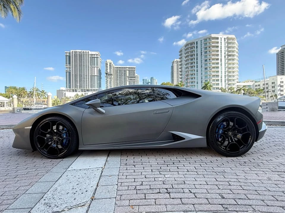 2017 Lamborghini Huracan LP580-2 - Image 8 of 15