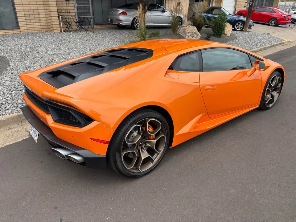 2017 Lamborghini Huracan LP580-2 - Image 6 of 9