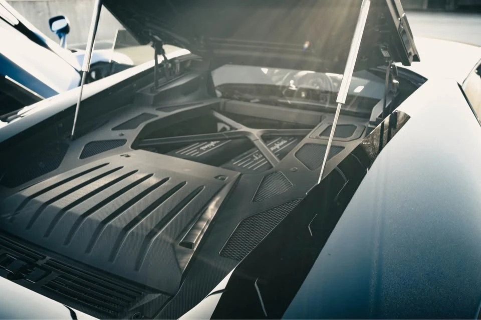 2017 Lamborghini Huracan LP580-2 - Image 7 of 9