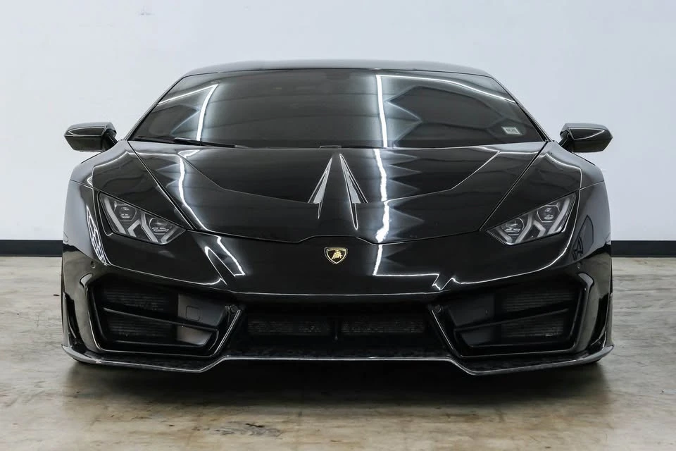 2017 Lamborghini Huracan LP580-2 - Image 3 of 9