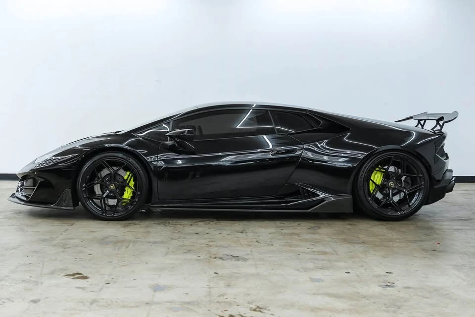 2017 Lamborghini Huracan LP580-2 - Image 7 of 9