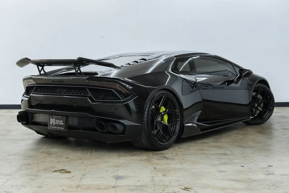 2017 Lamborghini Huracan LP580-2 - Image 4 of 9