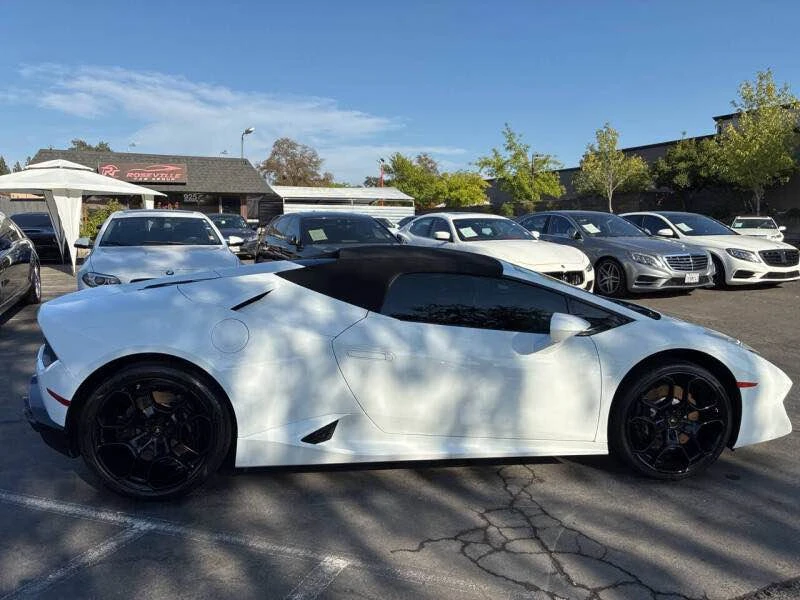 2017 Lamborghini Huracan LP580-2 - Image 7 of 15