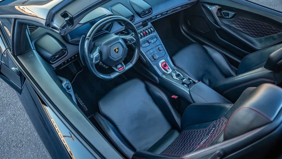 2017 Lamborghini Huracan LP580-2 - Image 10 of 18