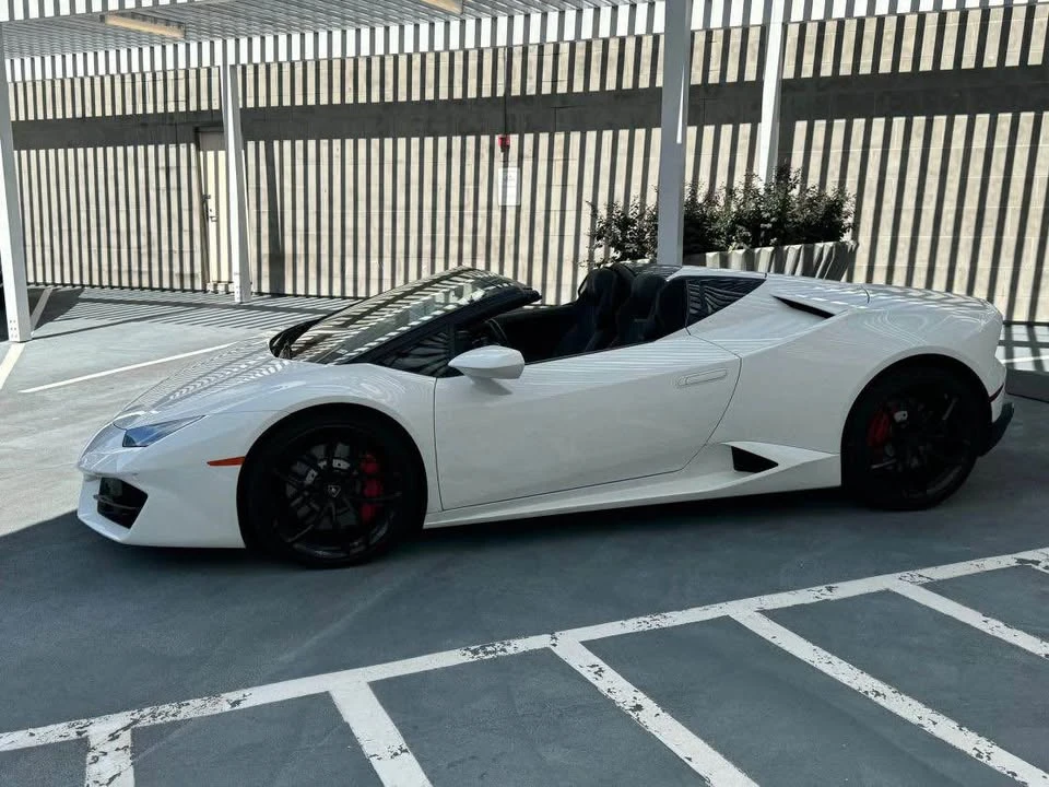 2017 Lamborghini Huracan LP580-2 - Image 5 of 10