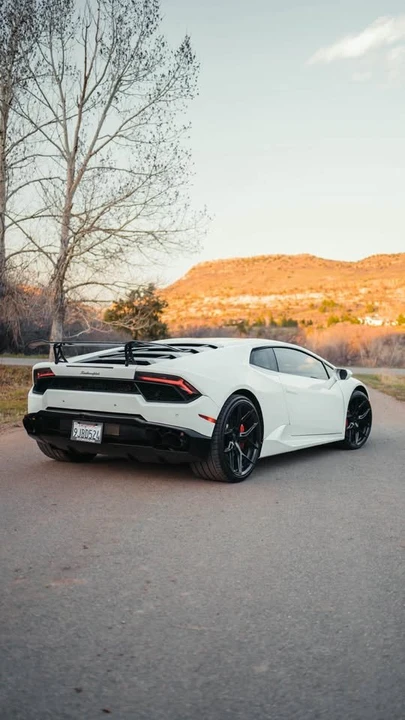 2017 Lamborghini Huracan LP610-4 - Image 6 of 8