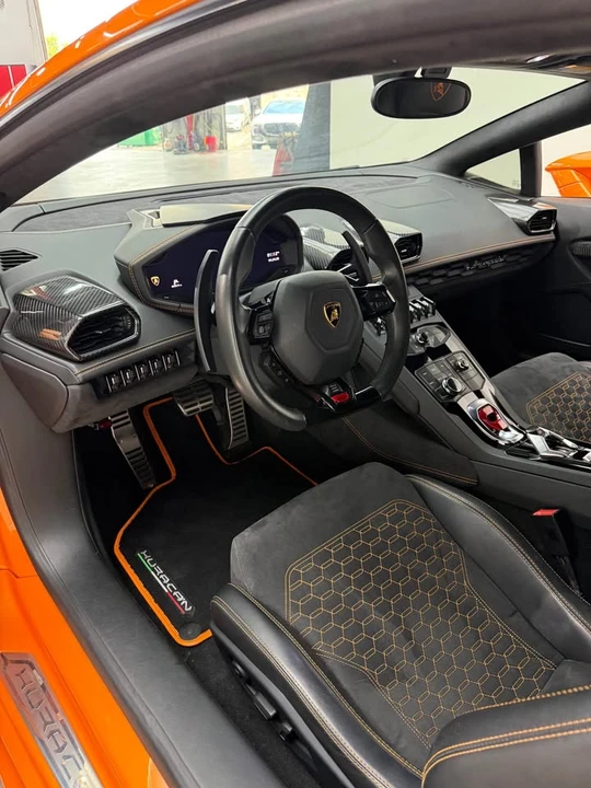 2017 Lamborghini Huracan LP610-4 - Image 8 of 11