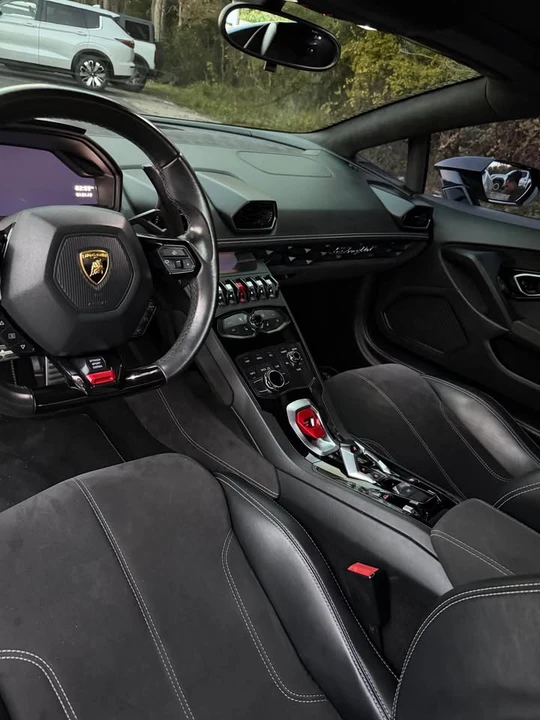 2017 Lamborghini Huracan LP610-4 - Image 8 of 8