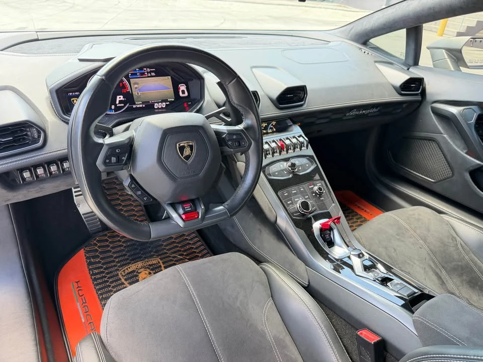 2017 Lamborghini Huracan LP580-2 - Image 9 of 17