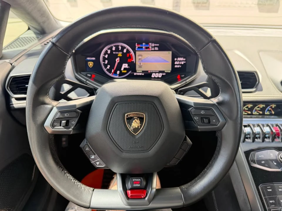 2017 Lamborghini Huracan LP580-2 - Image 13 of 17
