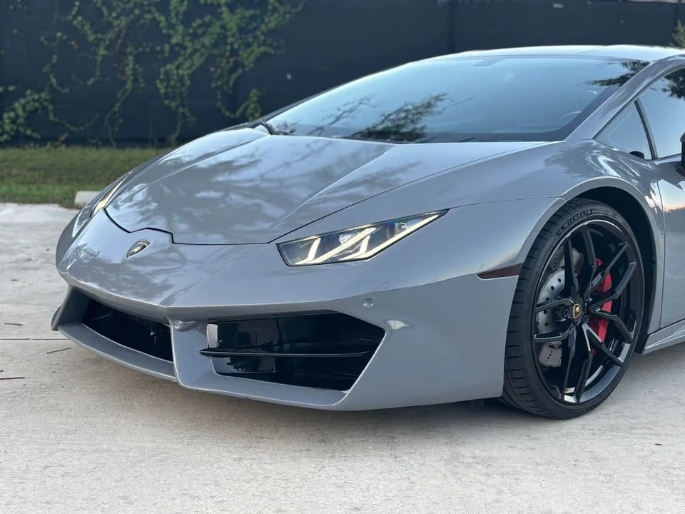 2017 Lamborghini Huracan LP580-2 - Image 2 of 12