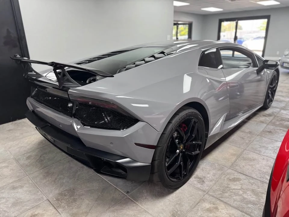 2017 Lamborghini Huracan LP580-2 - Image 6 of 14