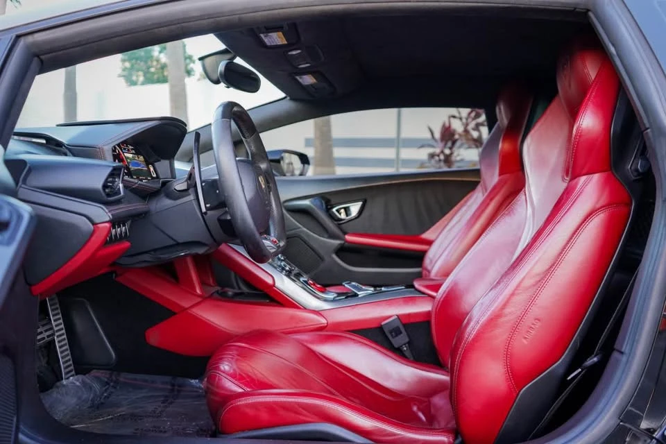 2017 Lamborghini Huracan LP580-2 - Image 7 of 13