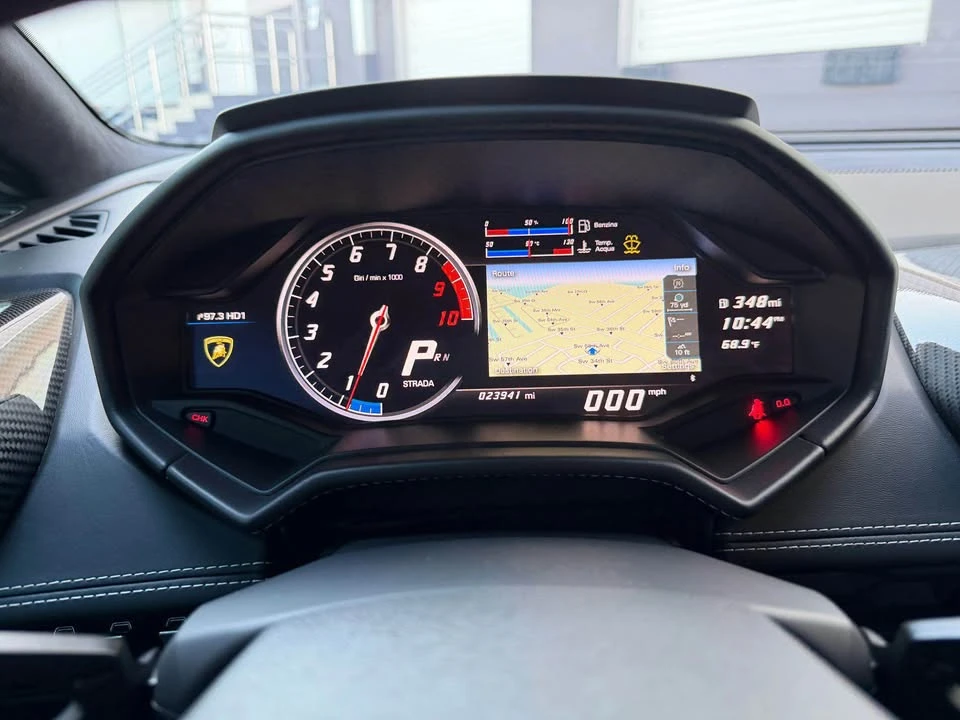 2017 Lamborghini Huracan LP580-2 - Image 13 of 17