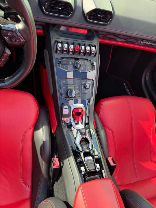 2017 Lamborghini Huracan LP610-4 - Image 9 of 10