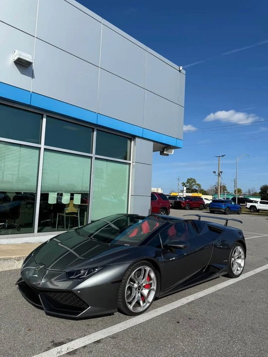 2017 Lamborghini Huracan LP610-4 - Image 2 of 10