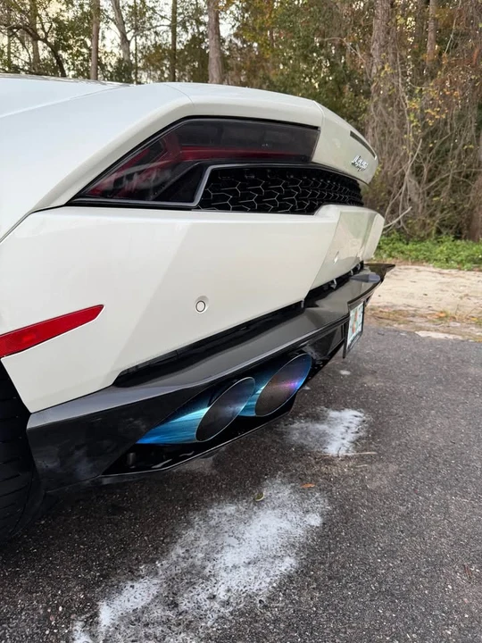 2017 Lamborghini Huracan LP610-4 - Image 3 of 4