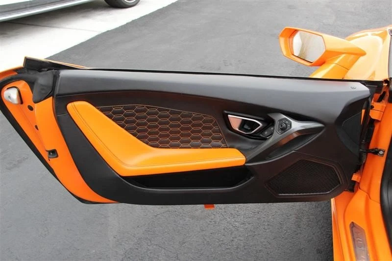 2017 Lamborghini Huracan LP580-2 - Image 16 of 19