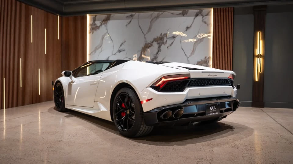 2017 Lamborghini Huracan LP580-2 - Image 5 of 10