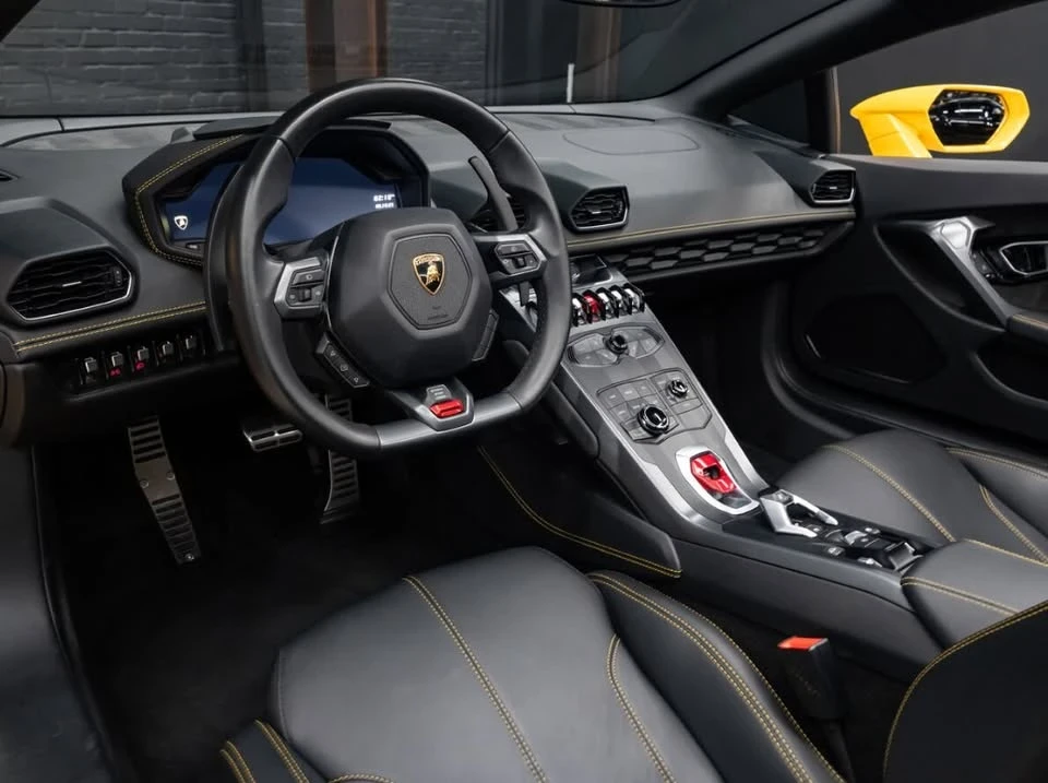 2017 Lamborghini Huracan LP580-2 - Image 5 of 7