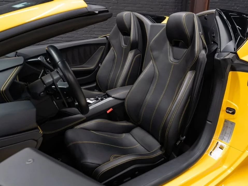 2017 Lamborghini Huracan LP580-2 - Image 6 of 7